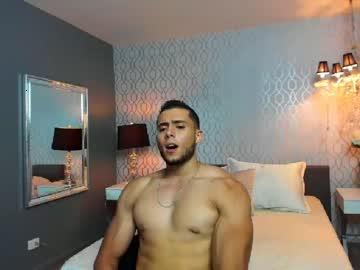 adrian_gomez271 chaturbate