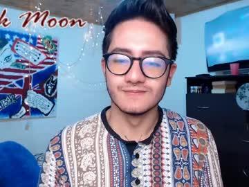 alek_moon chaturbate