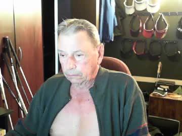 aloneandbored1919 chaturbate