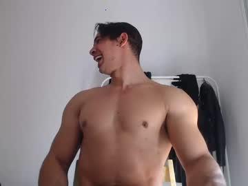 andrykcm_19 chaturbate