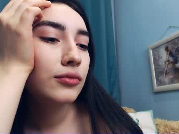 ariel_bloom_ chaturbate