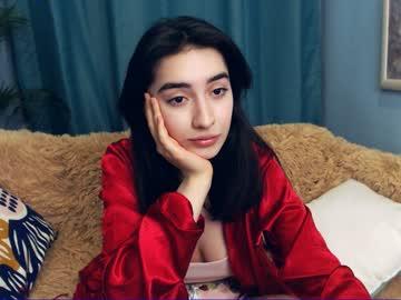 ariel_bloom_ chaturbate