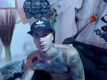 aronrolan chaturbate