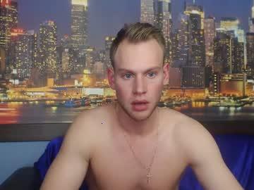 avramsmith chaturbate