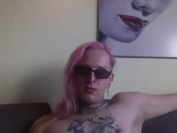 bl000dhat chaturbate