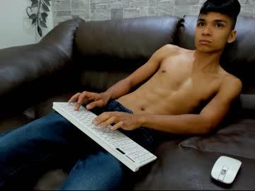 couplehispanic chaturbate