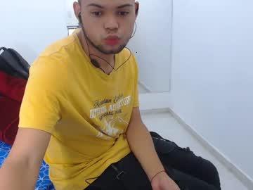 crhiss_brown chaturbate