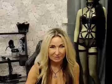 crystalxohotty chaturbate