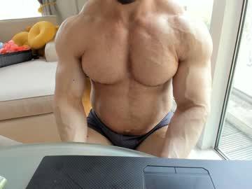 heavenlymuscledbeast chaturbate