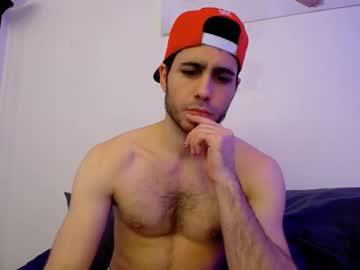 hung_dude_19 chaturbate