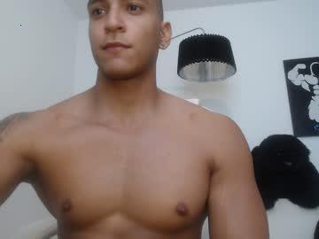 latin_fit22 chaturbate