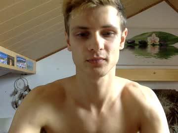 liamfoxconfettiboyz chaturbate