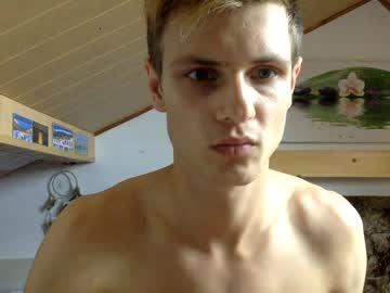 liamfoxconfettiboyz chaturbate