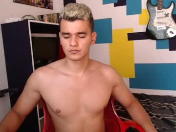 loganhot22 chaturbate