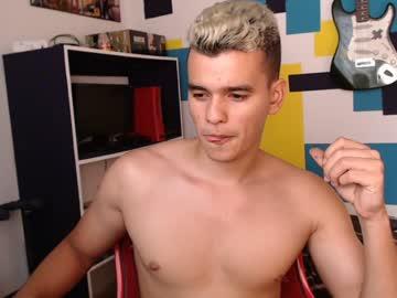 loganhot22 chaturbate