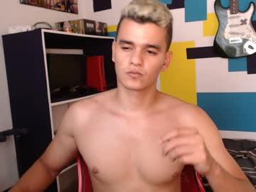 loganhot22 chaturbate