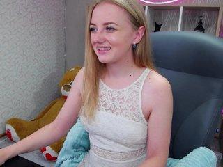 NestyGirl bongacams