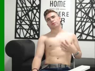 paul_stonee chaturbate