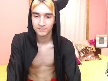 ray_loo chaturbate