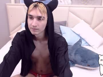 ray_loo chaturbate