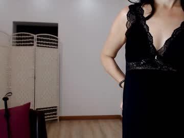 reynasiana chaturbate