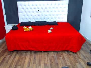 thomas_xtreme chaturbate