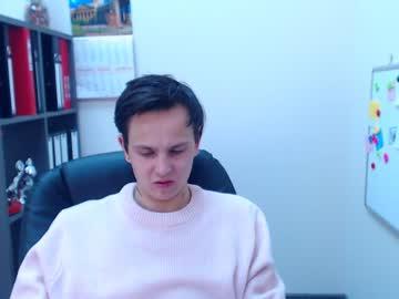 tylerparkss chaturbate