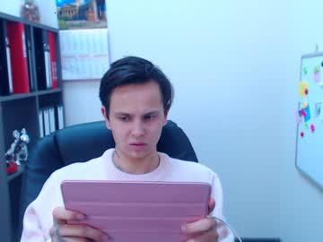 tylerparkss chaturbate