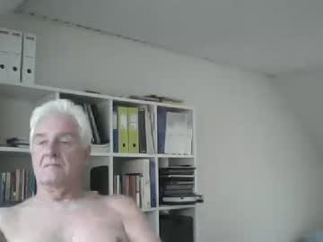 xibit1 chaturbate